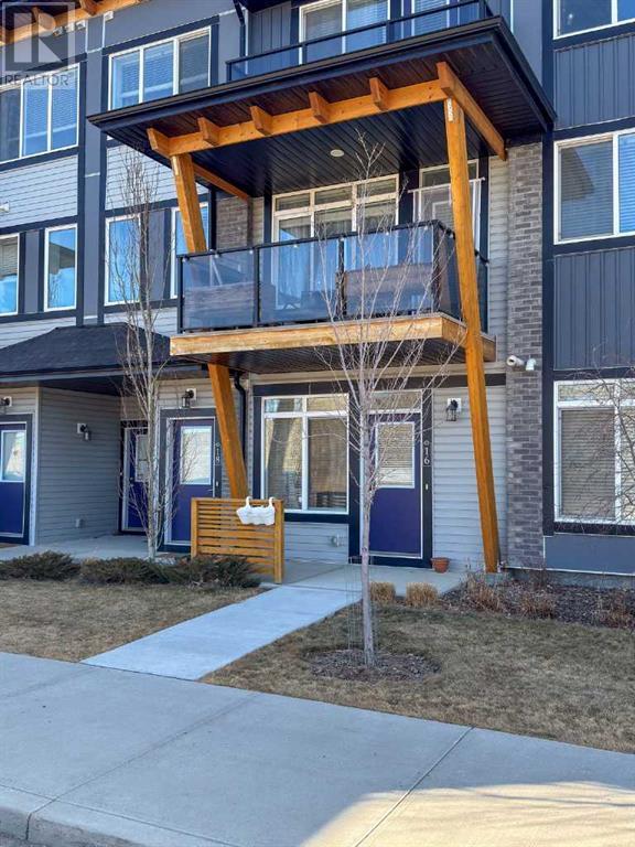 16 Savanna Psge NE, Calgary, AB T3J 0Y2