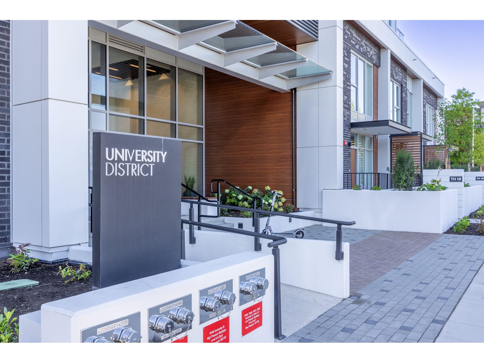 13428 105 Avenue Unit 1509, Surrey, BC V3T 0S6