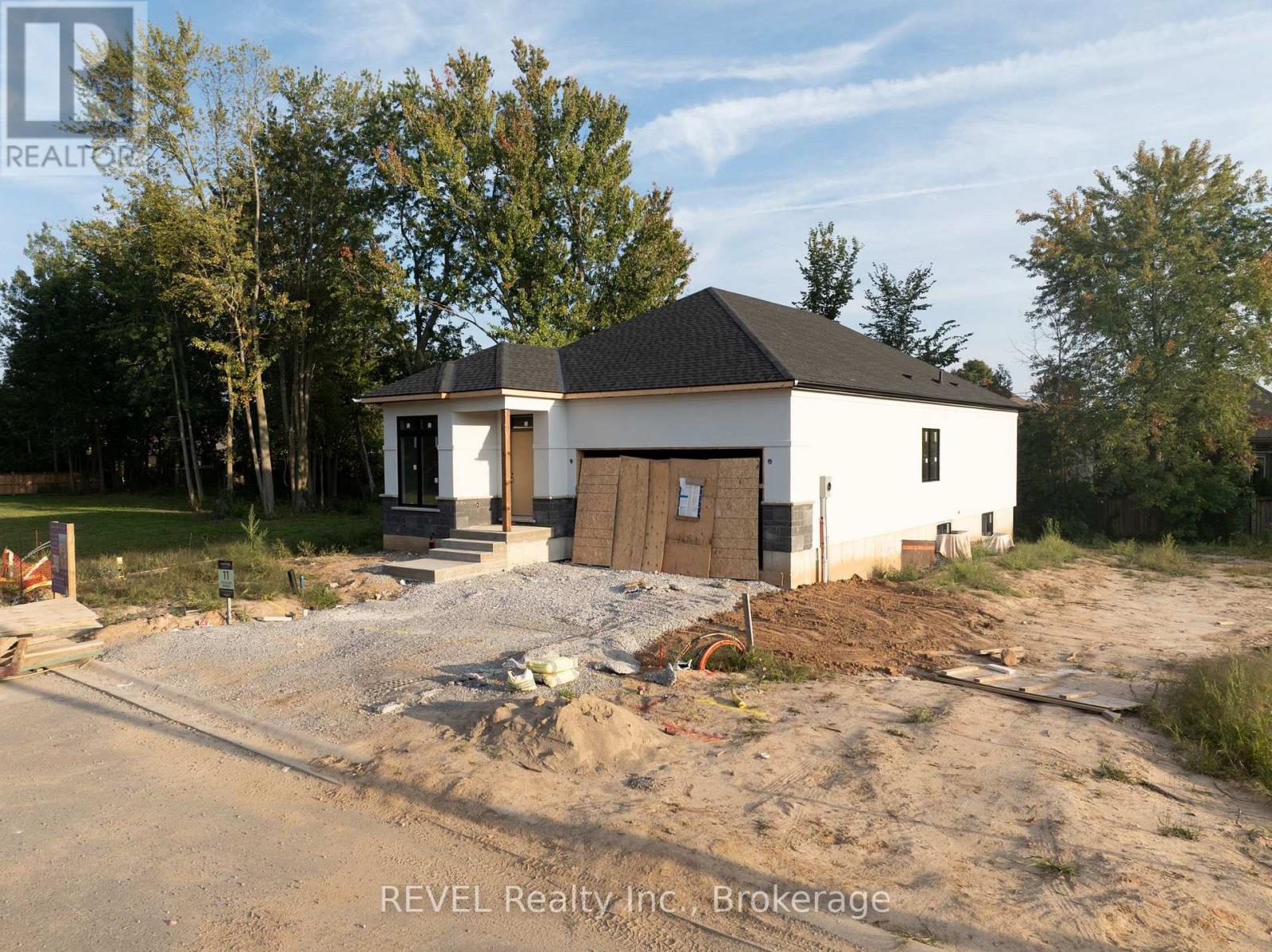 11 Stickles St, Pelham Fonthill, ON L3C 3C3