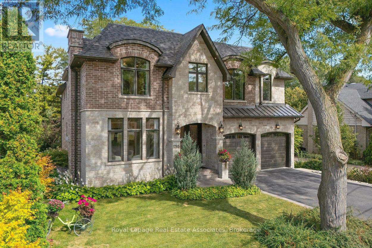 1285 Mineola Gdns, Mississauga, ON L5G 3Y5
