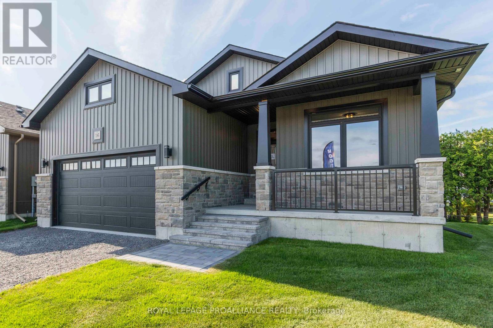 16 Mackenzie John Cres, Brighton, ON K0K 1H0