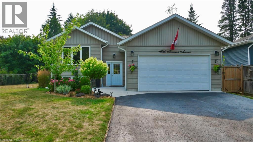 1680 Timmins Ave, Innisfil, ON L9S 1S8