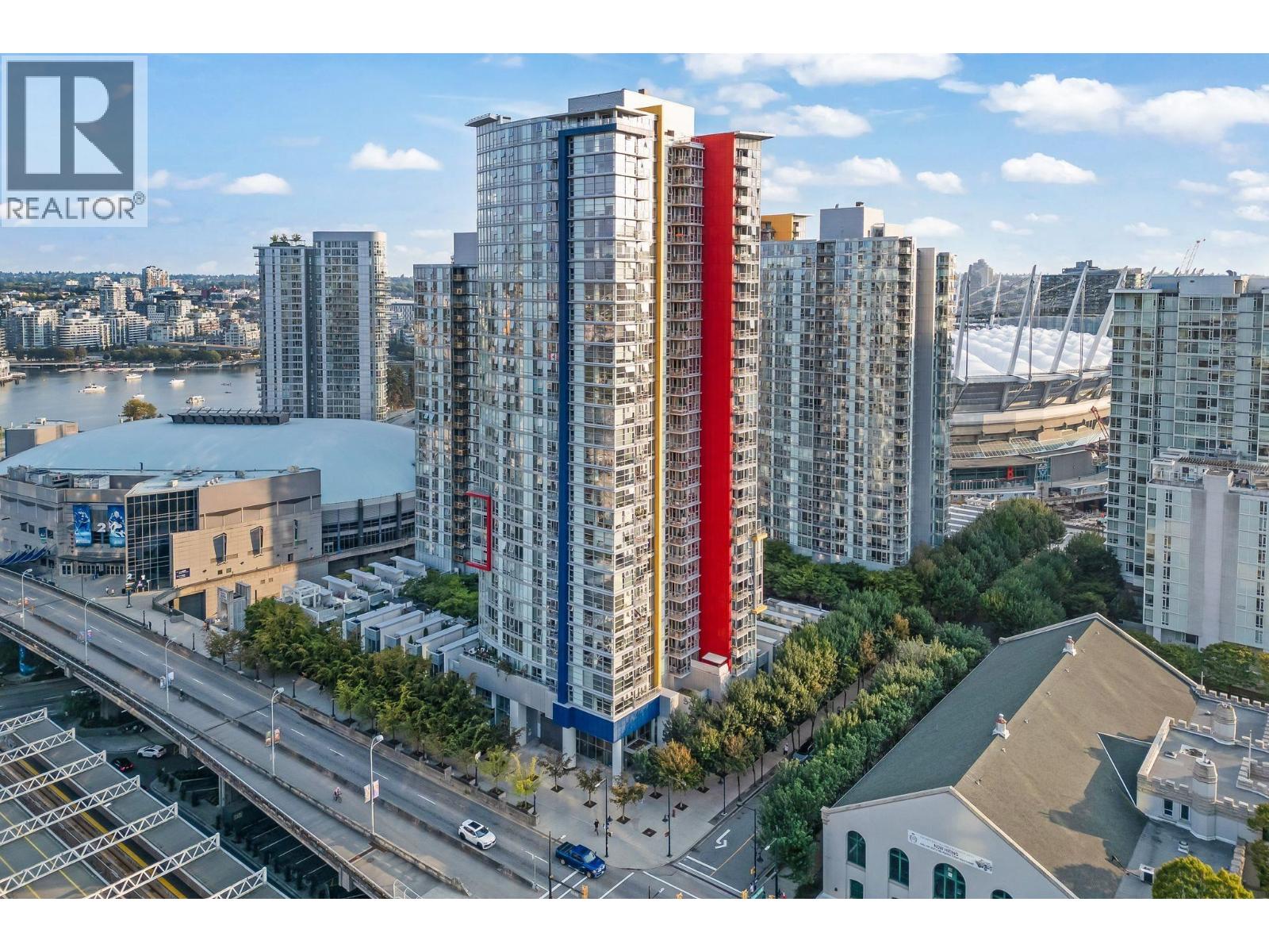 602 Citadel Parade Unit 1207, Vancouver, BC V6B 1X2