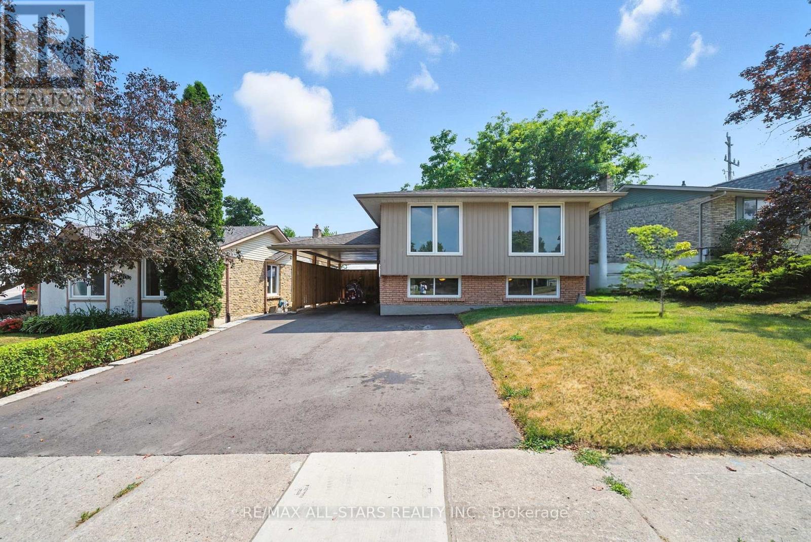 3 Lakeview Dr E, Scugog, ON L9L 1G4