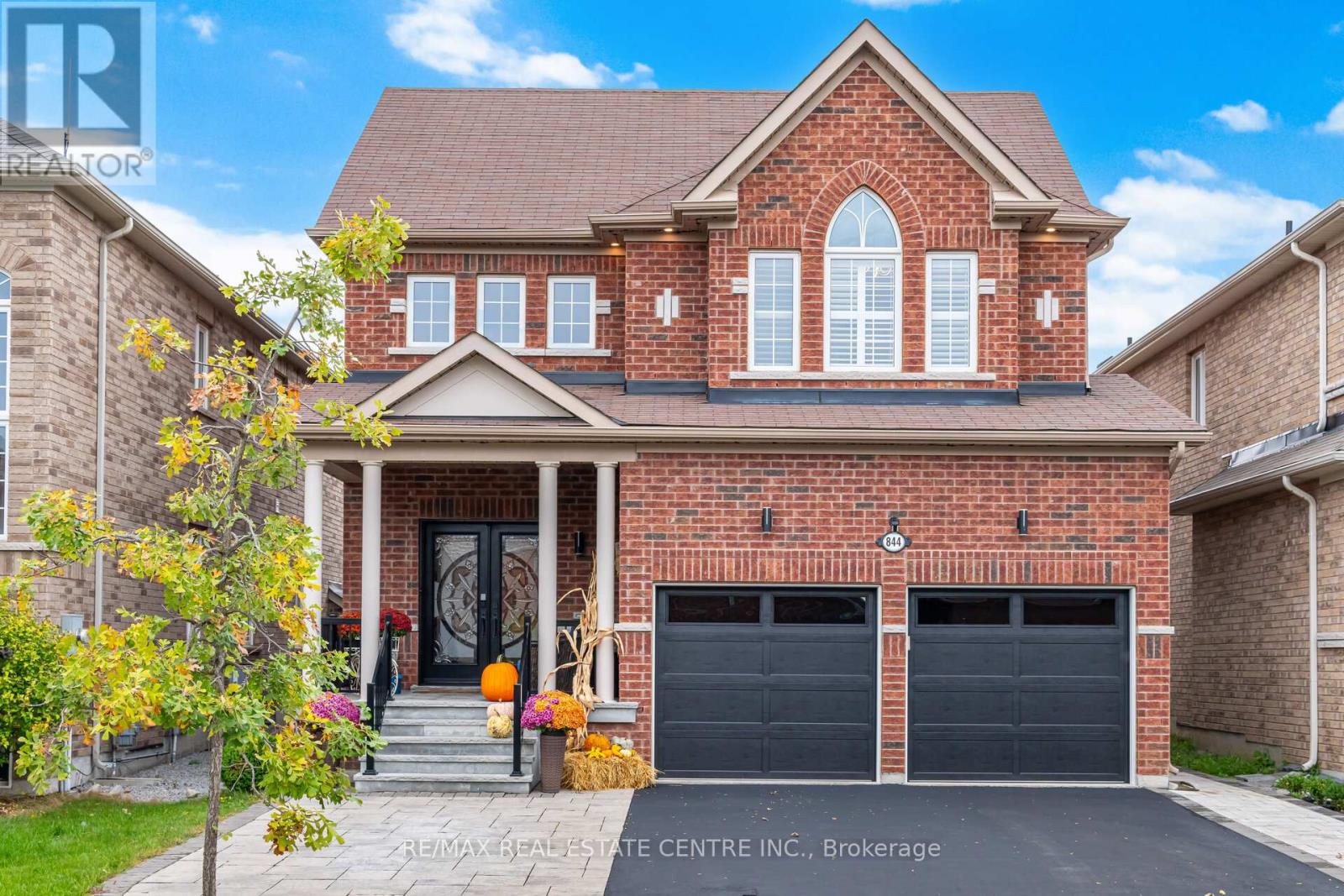 844 Wrenwood Dr, Oshawa, ON L1K 0Y1