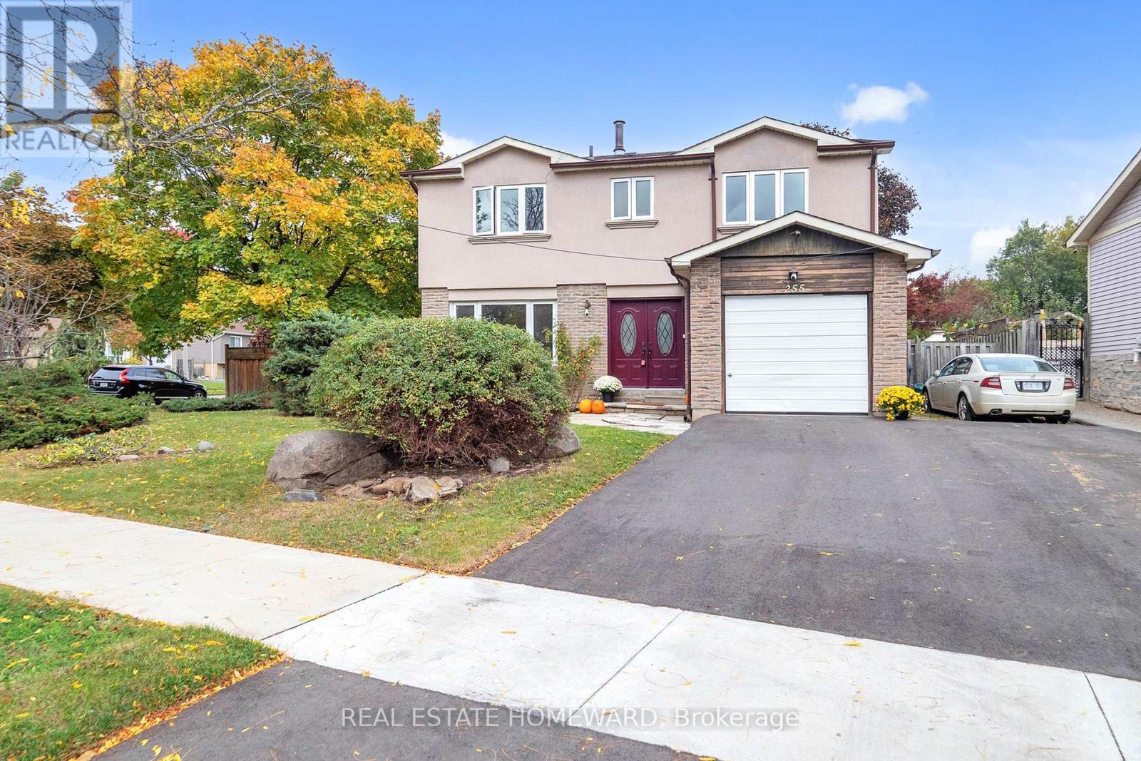 255 Kristin Grv, Mississauga, ON L5A 3E7