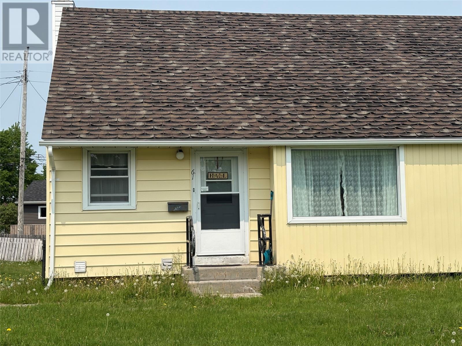 61 Edinburgh Ave, Gander, NL A1V 1C6