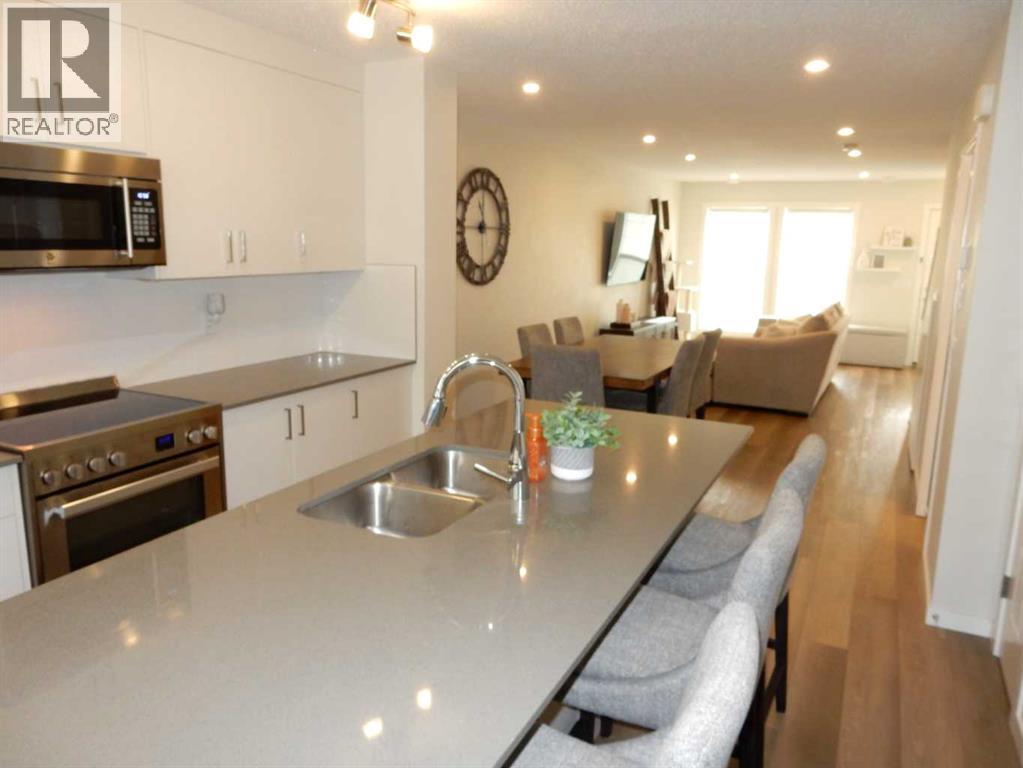 352 Cranbrook Sq SE, Calgary, AB T3M 3K8