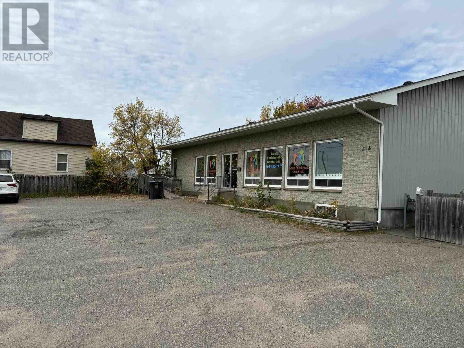 244 Second Lin W, Sault Ste. Marie, ON P6C 2S3