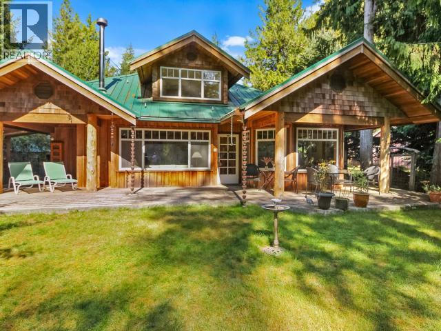 2777 Cedar Way, Savary Island, BC V0N 2G0