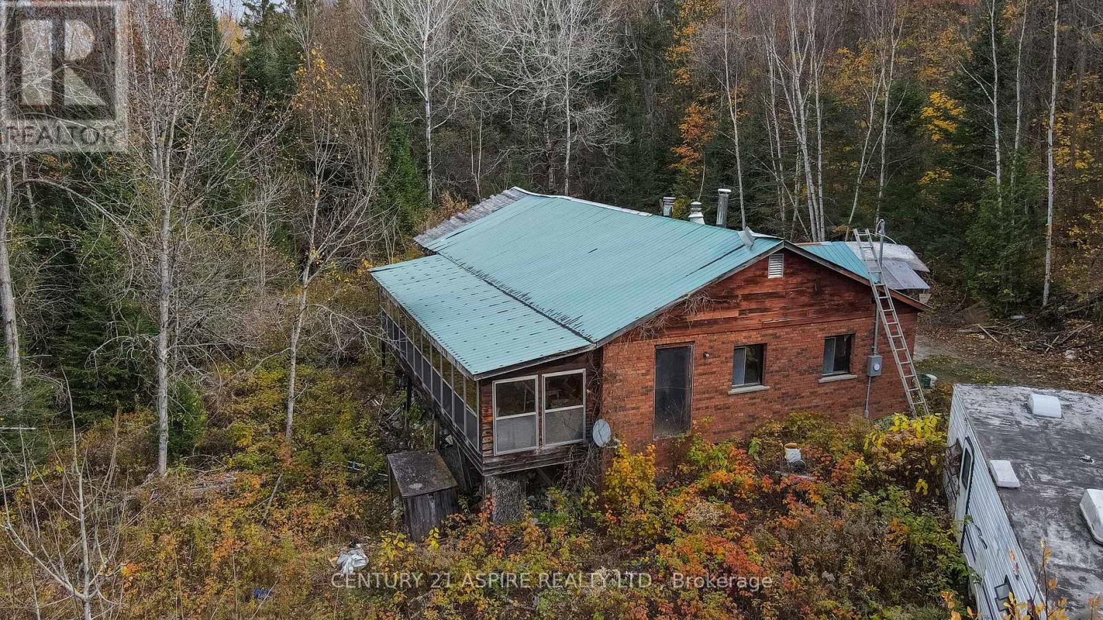129 Mullen Rd, Madawaska Valley, ON K0J 1L0