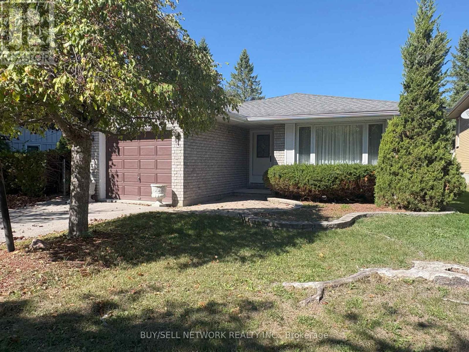47 Parr Trl, Selwyn, ON K0L 2H0