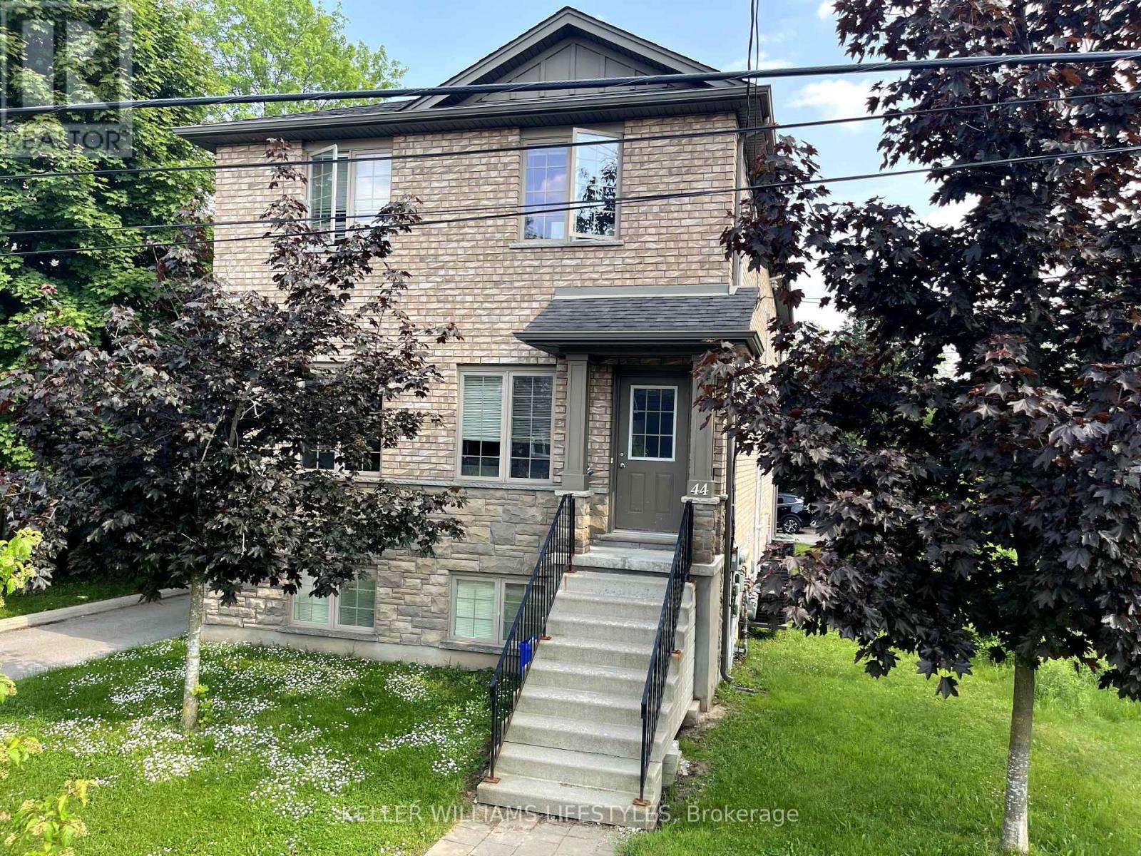 44 Essex St, London, ON N6G 1B2