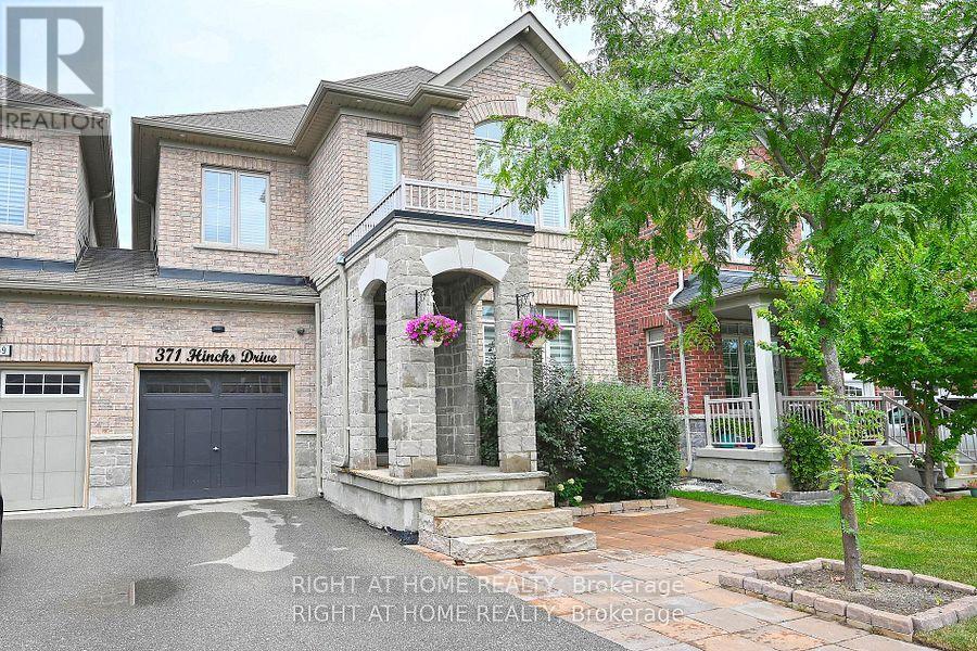 371 Hincks Dr, Milton, ON L9T 6J4