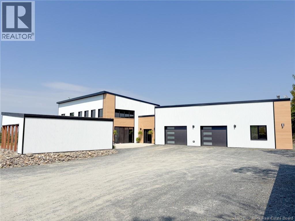 3156 Route 585, Newbridge, NB E7N 1K5