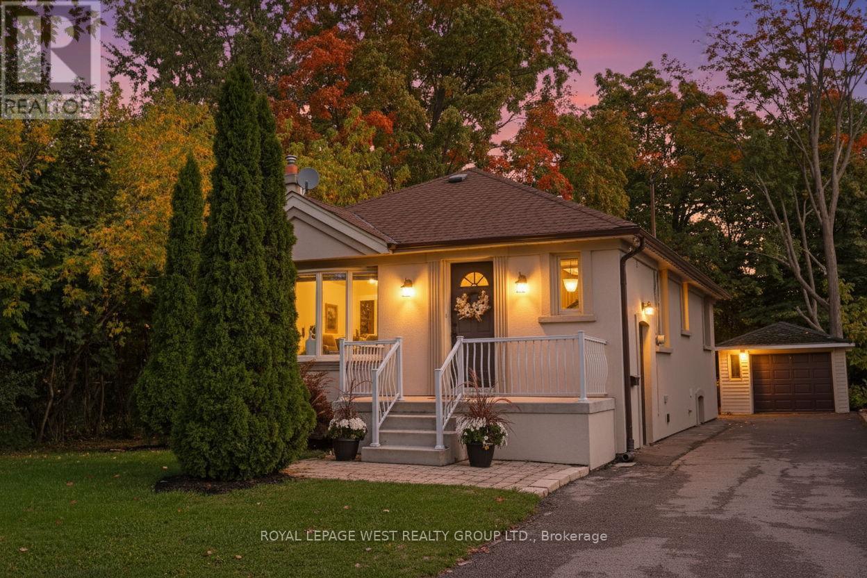44 Westglen Cres, Toronto Islington-city Centre West, ON M9B 4R1