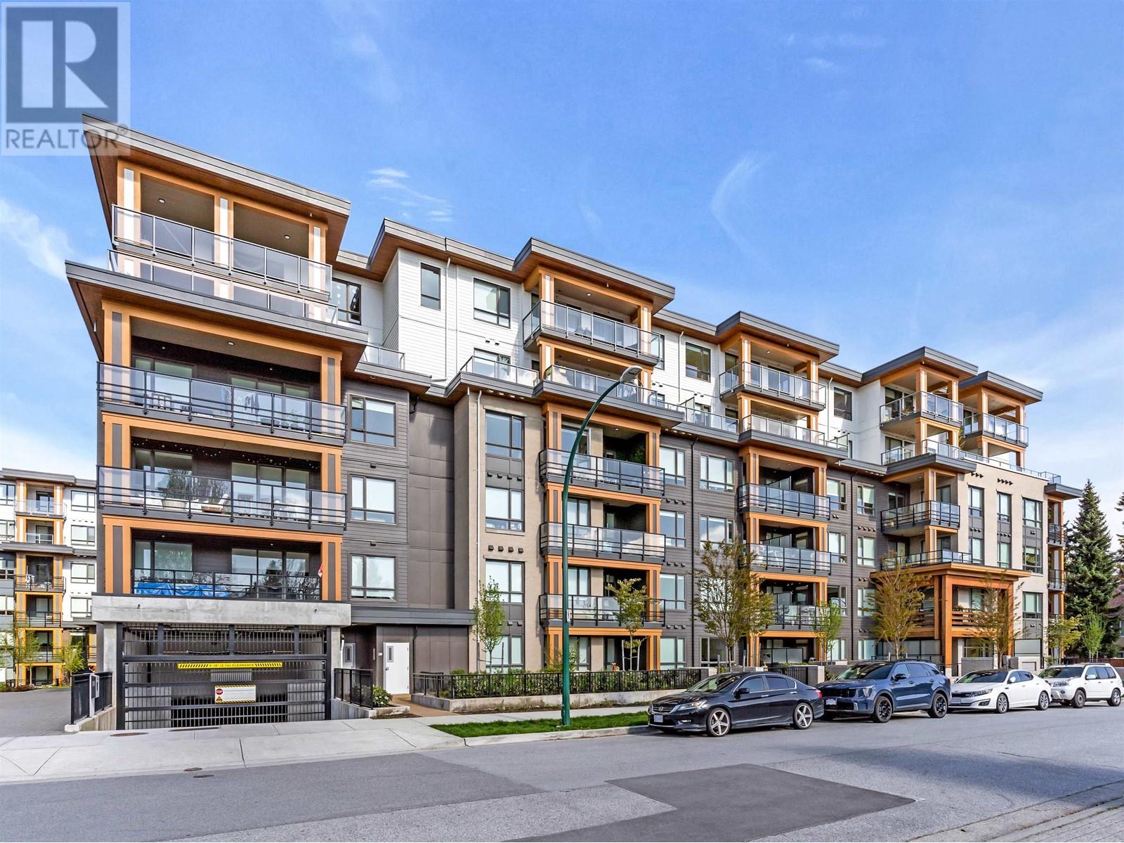 741 Anskar Court Unit 318, Coquitlam, BC V3J 0L4