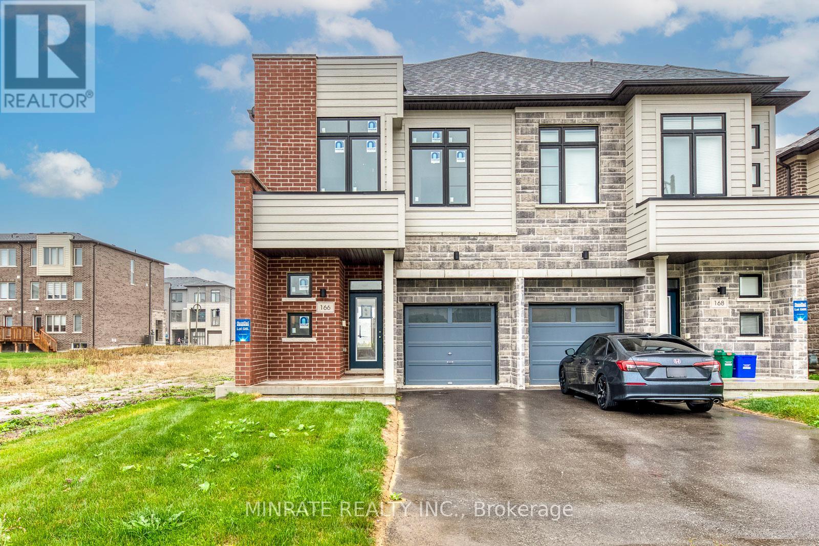 166 William Booth Ave, Newmarket, ON L3X 0K7