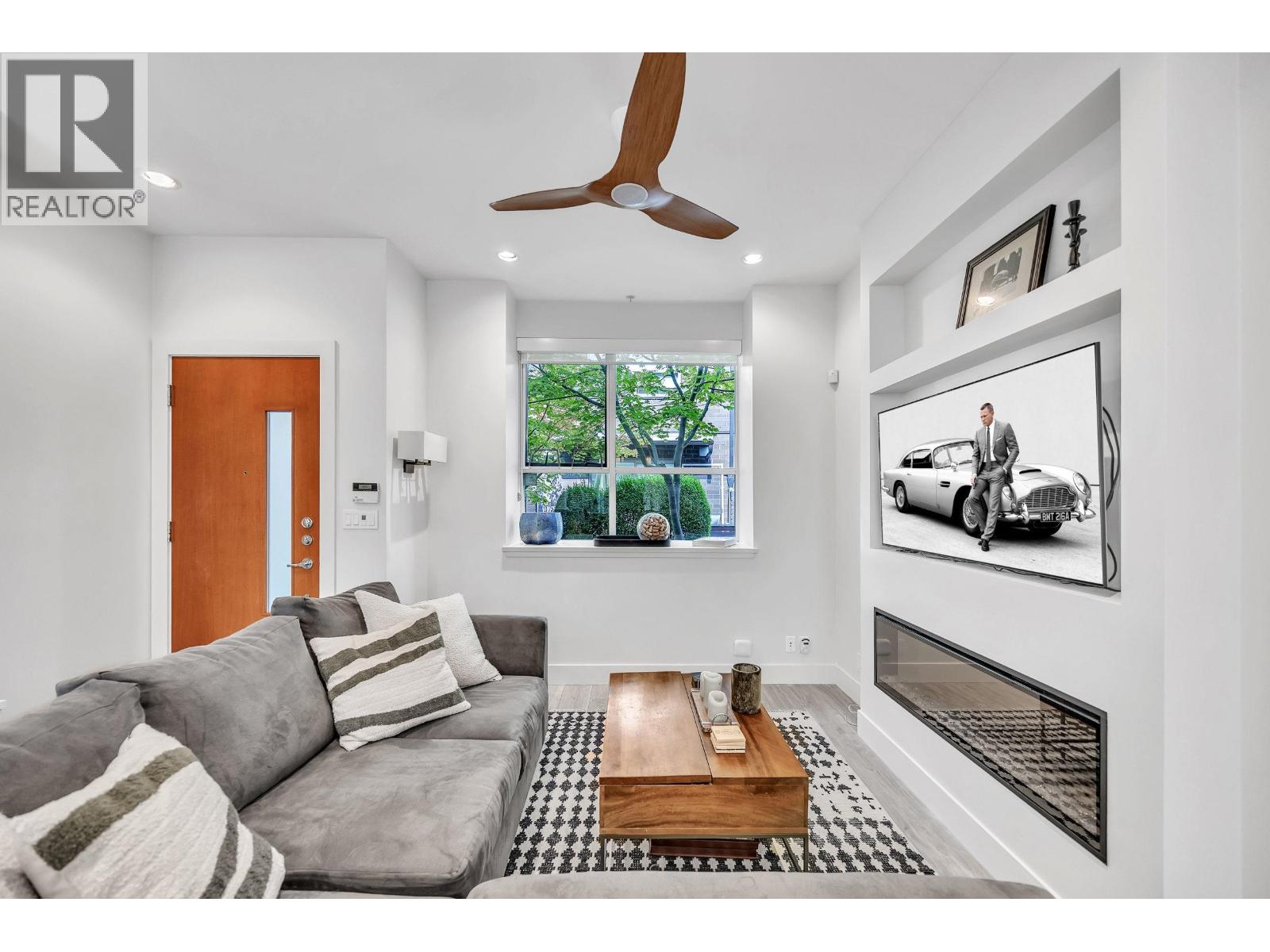 2188 W 8th Avenue Unit 3, Vancouver, BC V6K 2A4