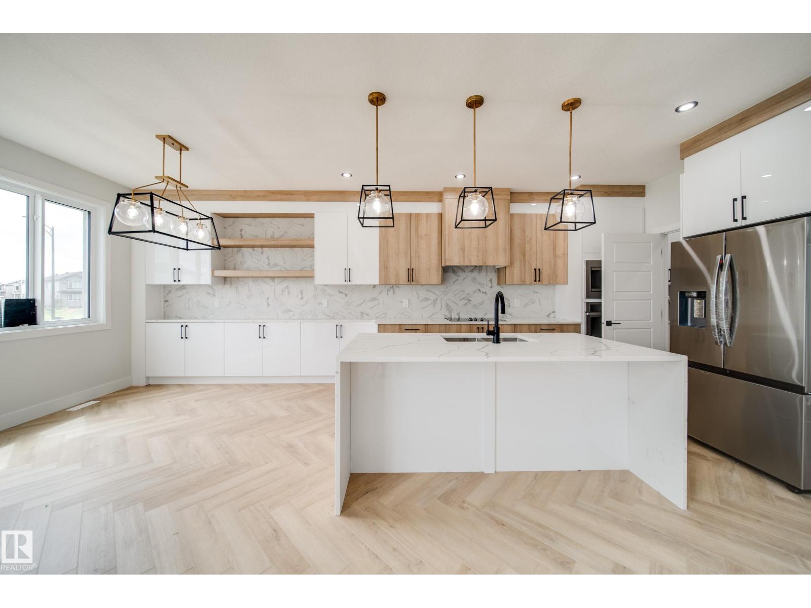 183 Av Nw Unit 8815, Edmonton, AB T5Z 0S8