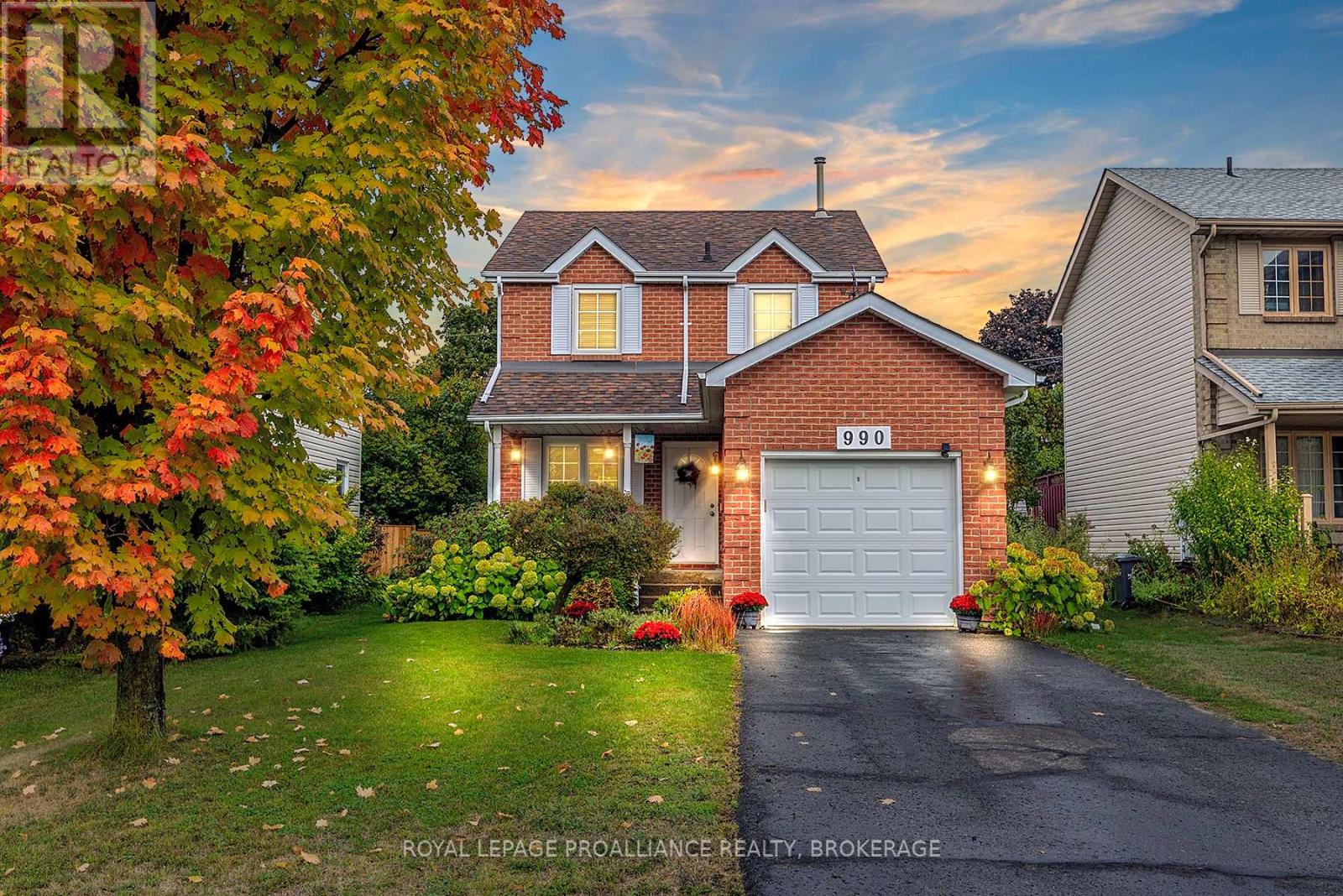 990 Lombardy St, Kingston South Of Taylor-kidd Blvd, ON K7M 8M7
