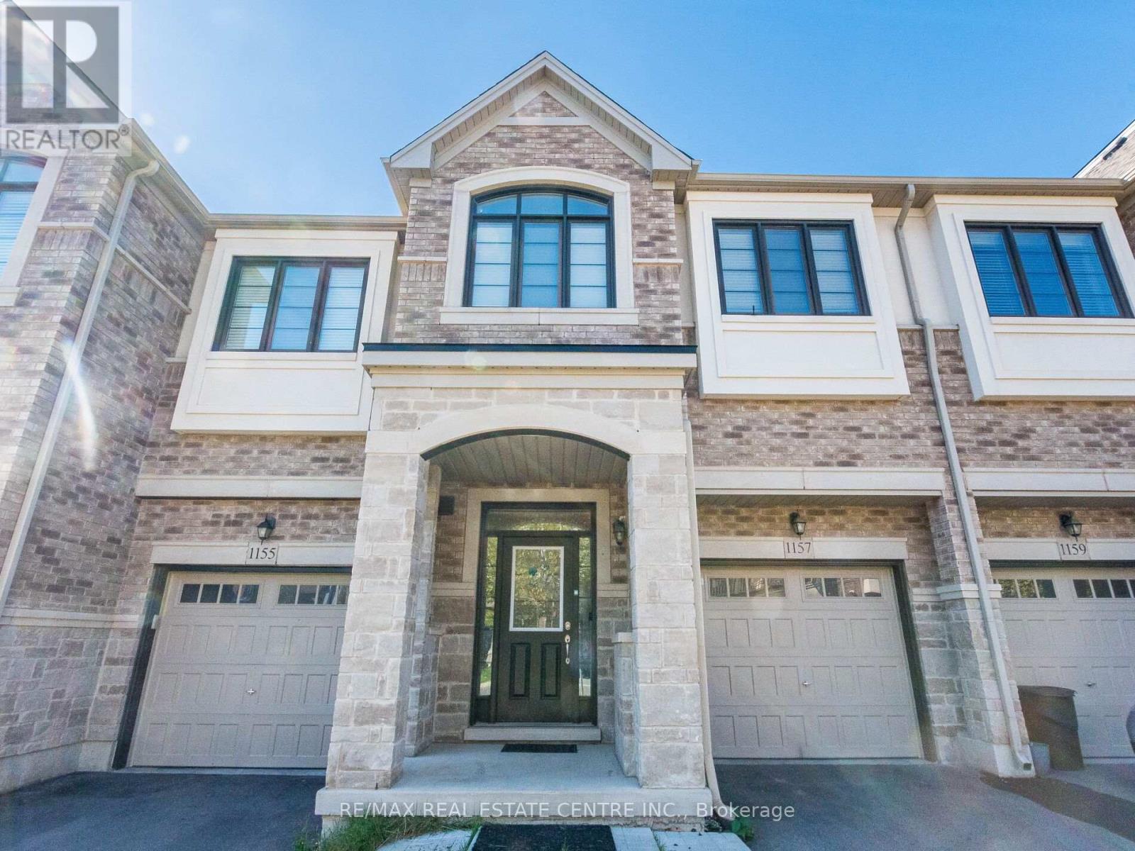 1157 Restivo Ln, Milton, ON L9E 1K1