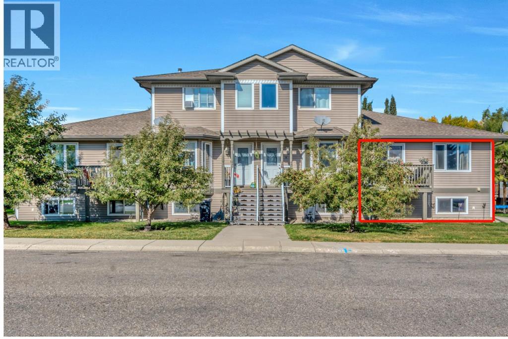 29 Wellington Cv #e, Strathmore, AB T1P 1M3