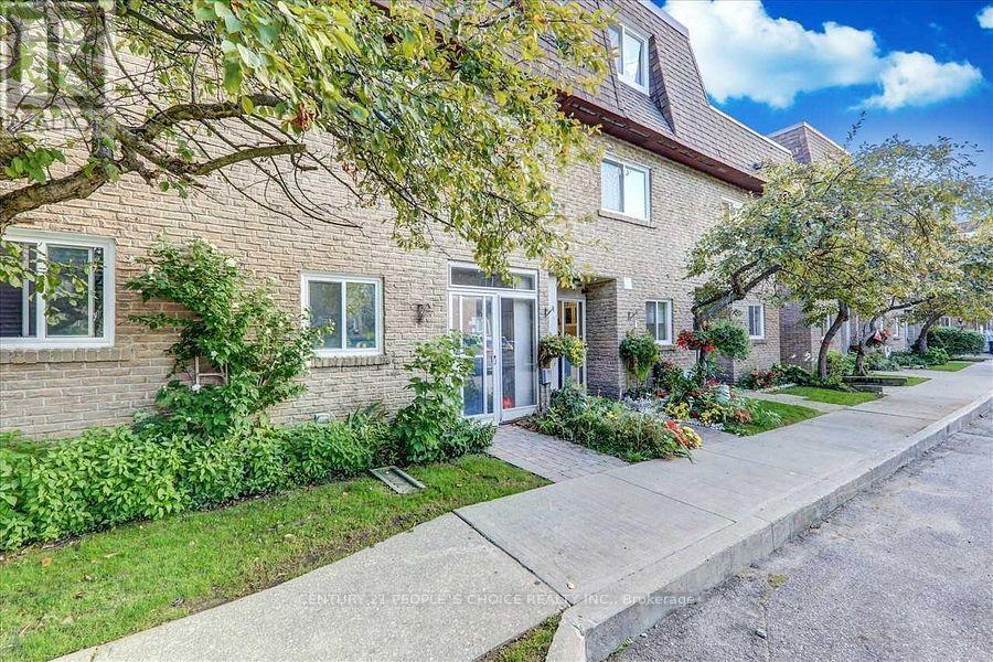 88 275 Manse Rd, Toronto, ON M1E 4X8