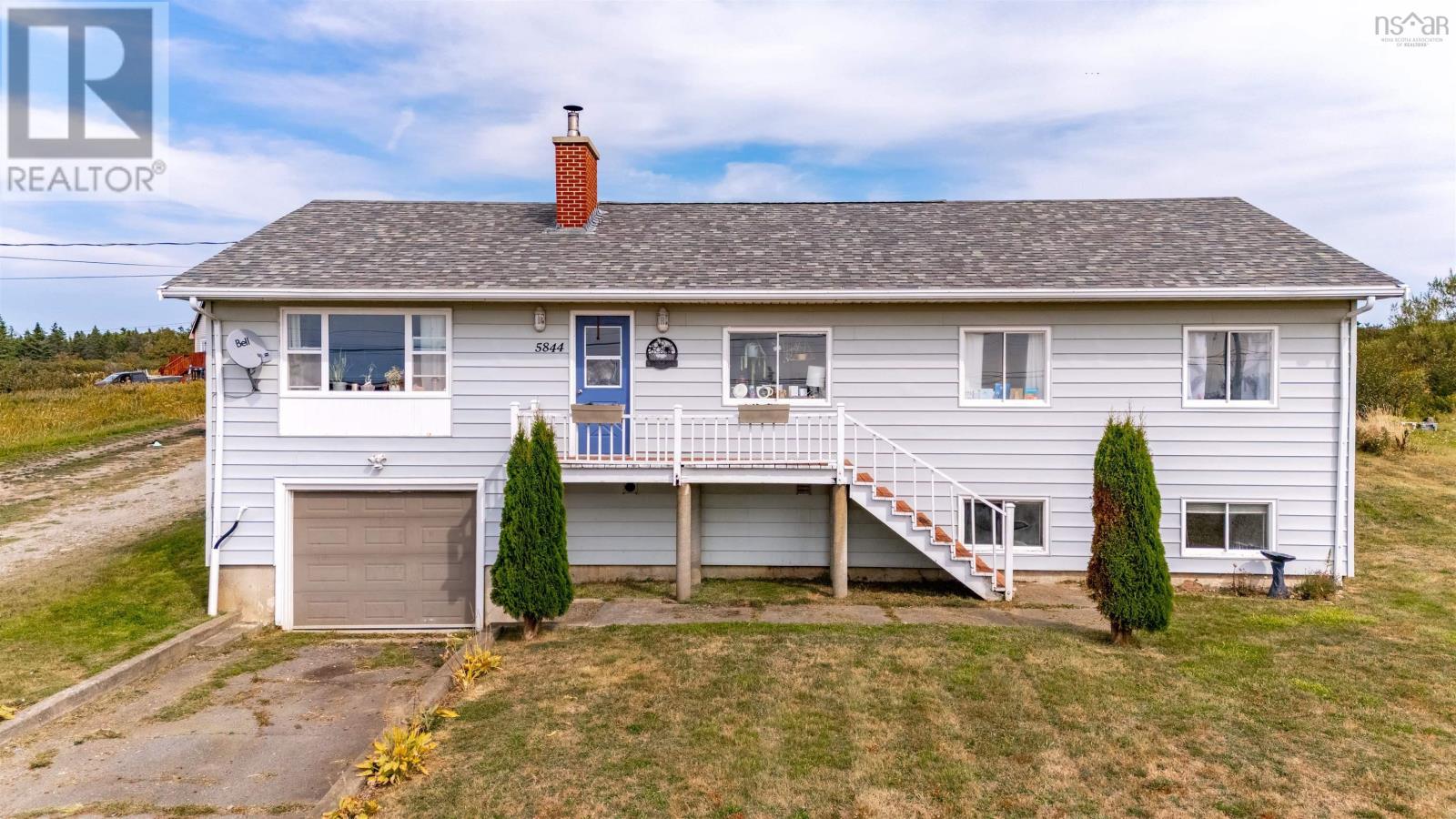 1 Highway Unit 5844 Hwy, Mavillette, NS B5A 5B3
