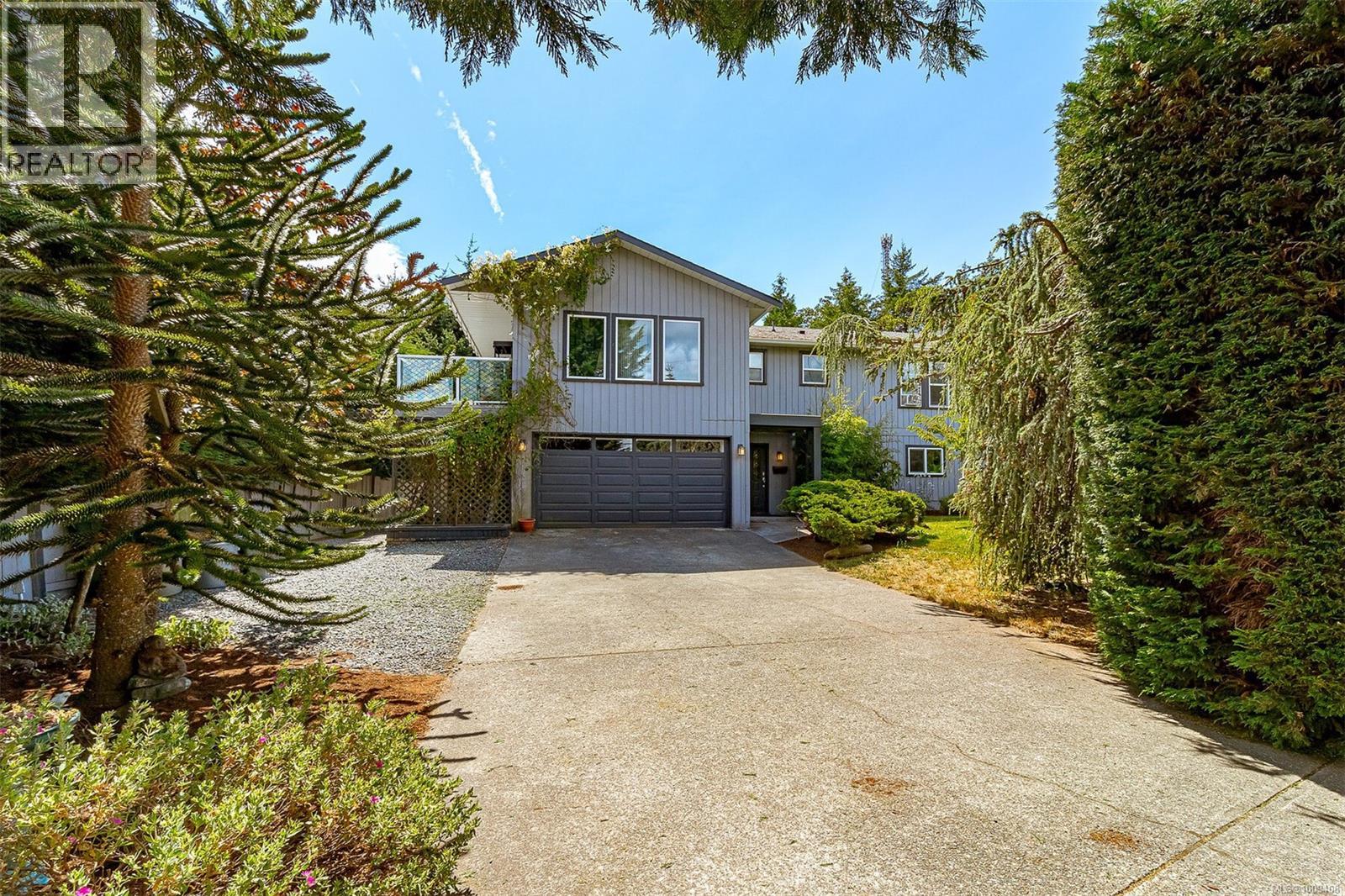 711 Bexhill Rd, Victoria, BC V9C 3P9