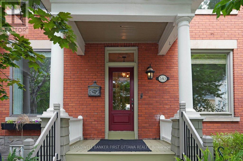543 Besserer St, Ottawa, ON K1N 6C6