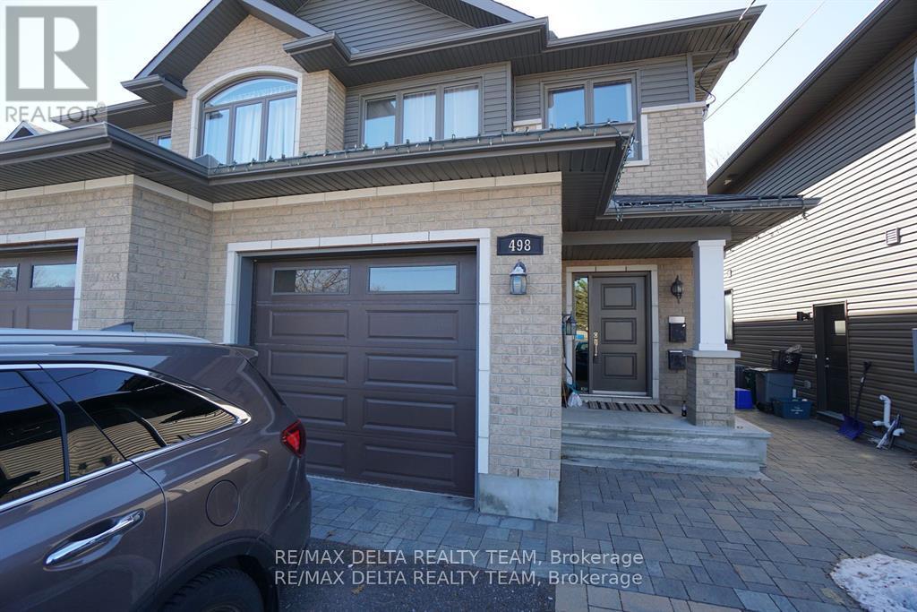 498 Moodie Dr, Ottawa, ON K2H 8A7