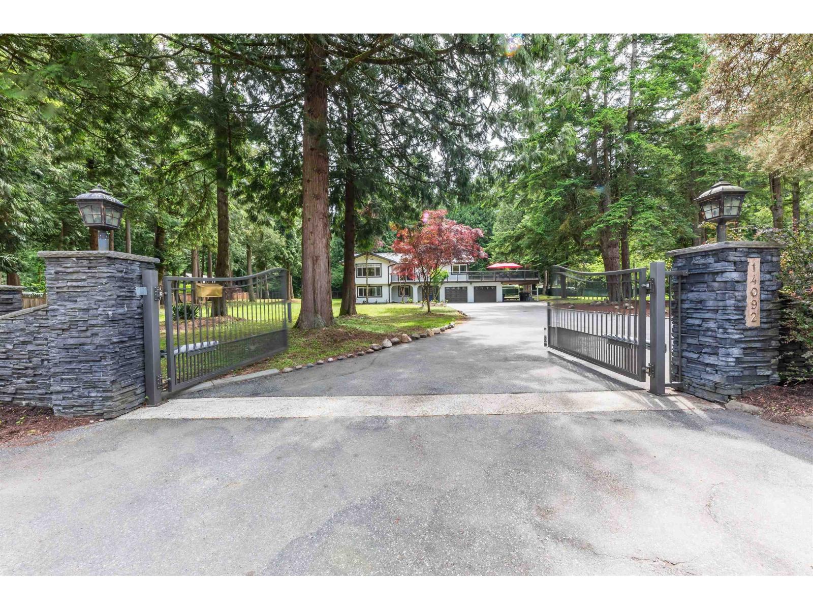 14092 Crescent Rd, Surrey, BC V4P 1L4
