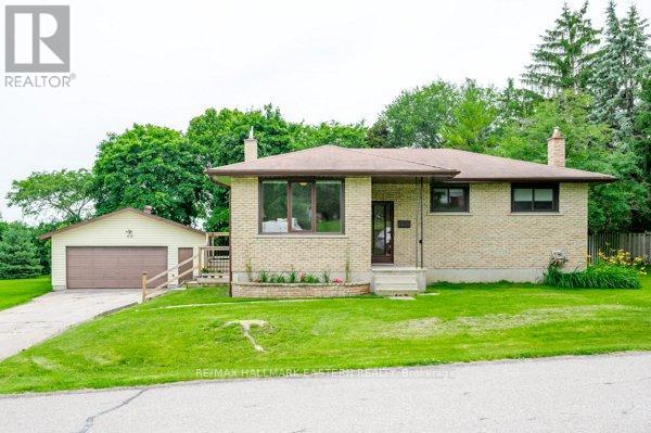 815 Stewart Dr Ward 4 Dr, Peterborough, ON K9J 7R3