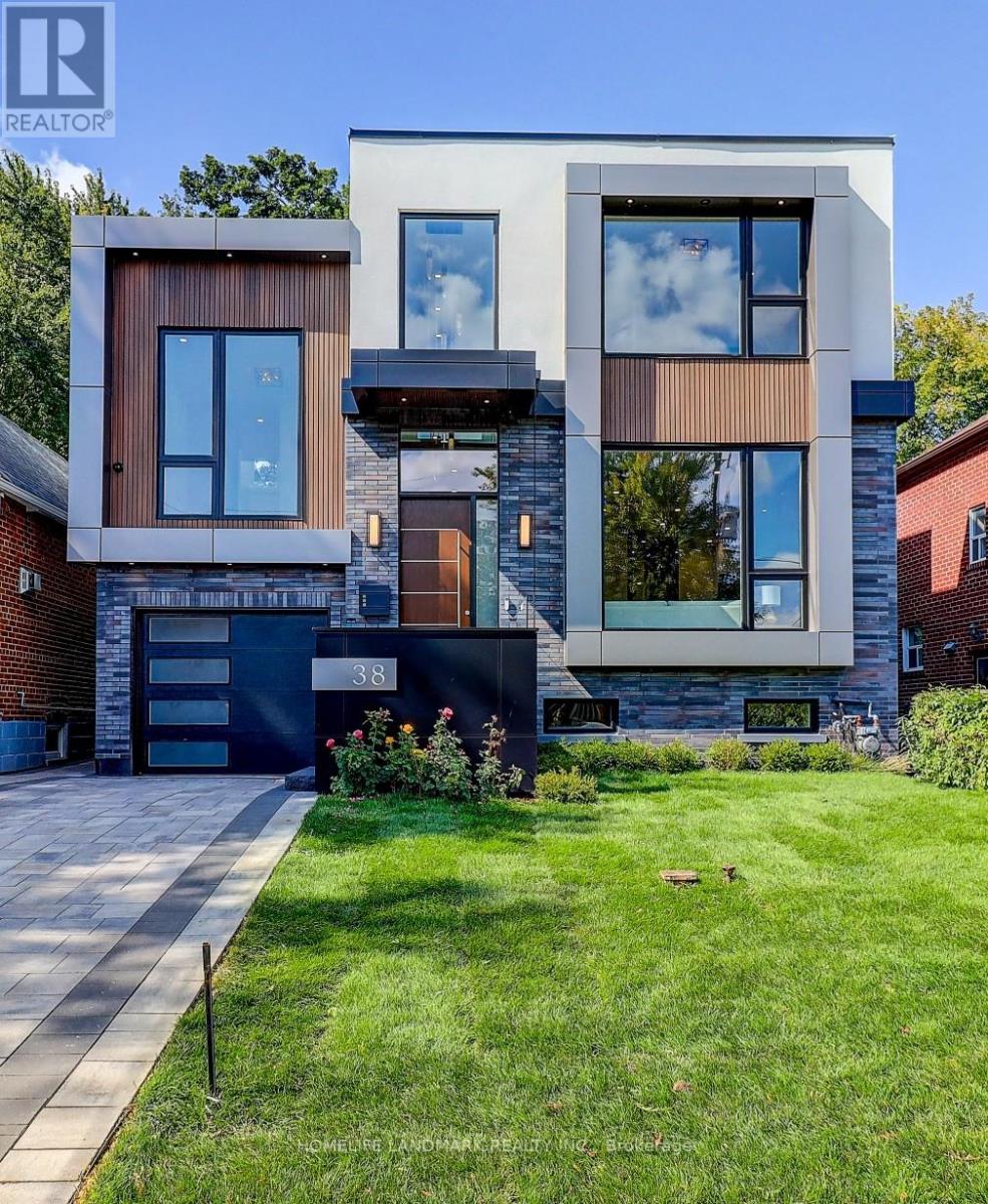 38 Norlong Blvd, Toronto, ON M4C 3W7
