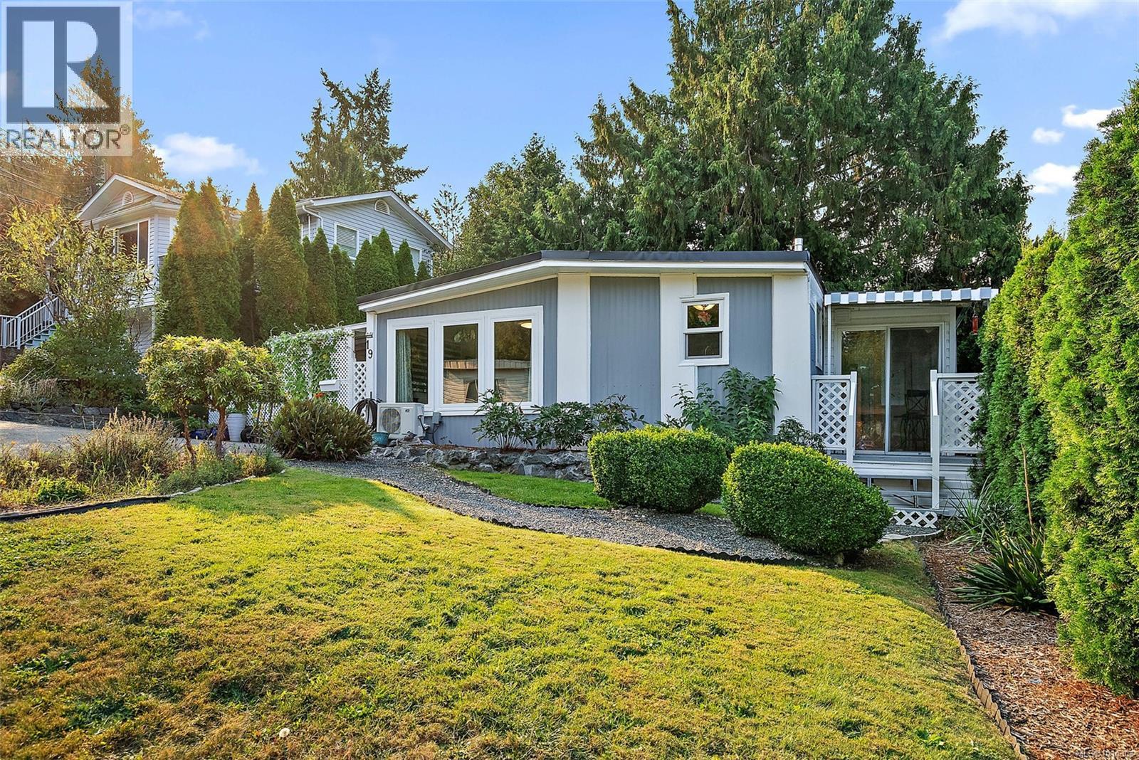 2587 Selwyn Rd Unit 19 Rd, Langford, BC V9B 4V4