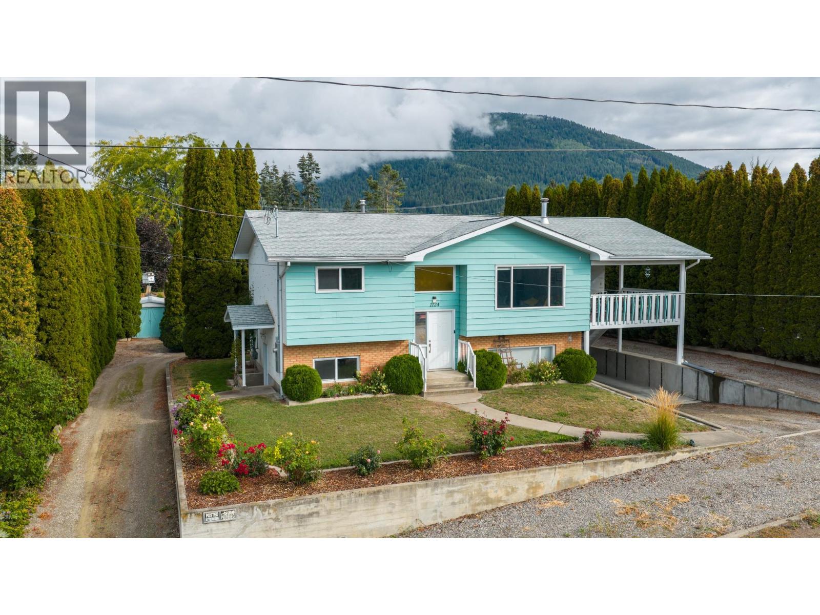 1124 Erickson St, Creston, BC V0B 1G3