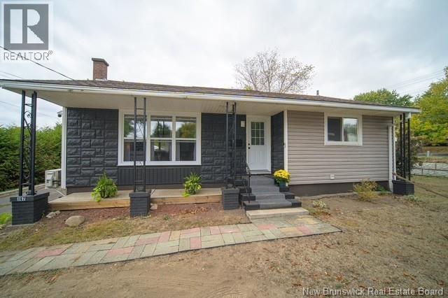 167 Wallace Ave, Fredericton, NB E3A 2J9