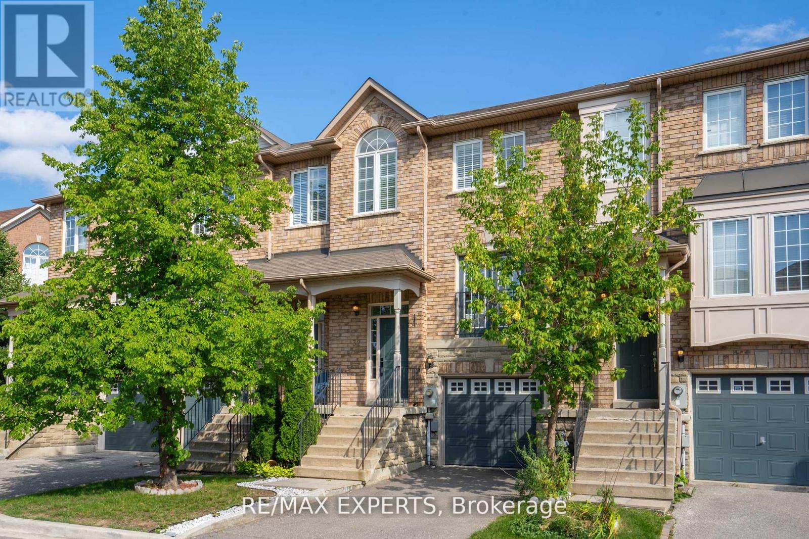32 19 Foxchase Ave, Vaughan, ON L4L 9H1