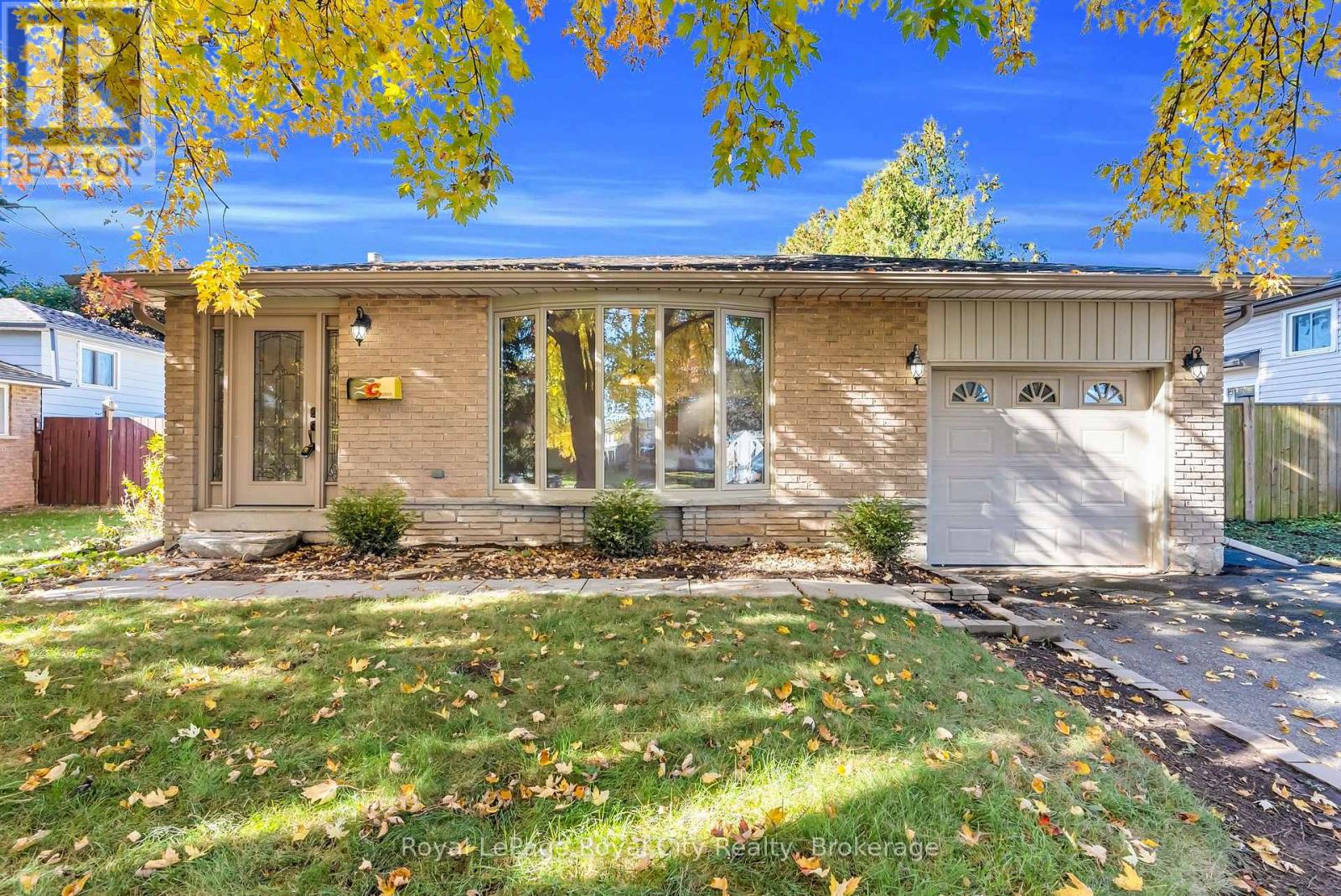 56 Forest Dr, Brant, ON N3L 3L9