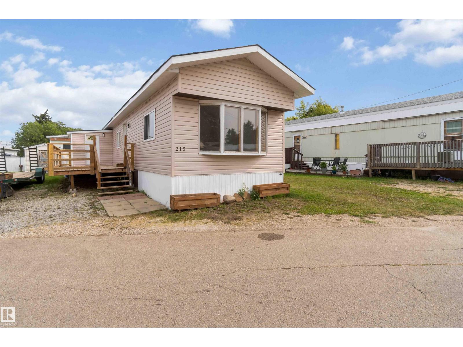 215 Calahoo Rd Unit 305, Spruce Grove, AB T7X 3L1