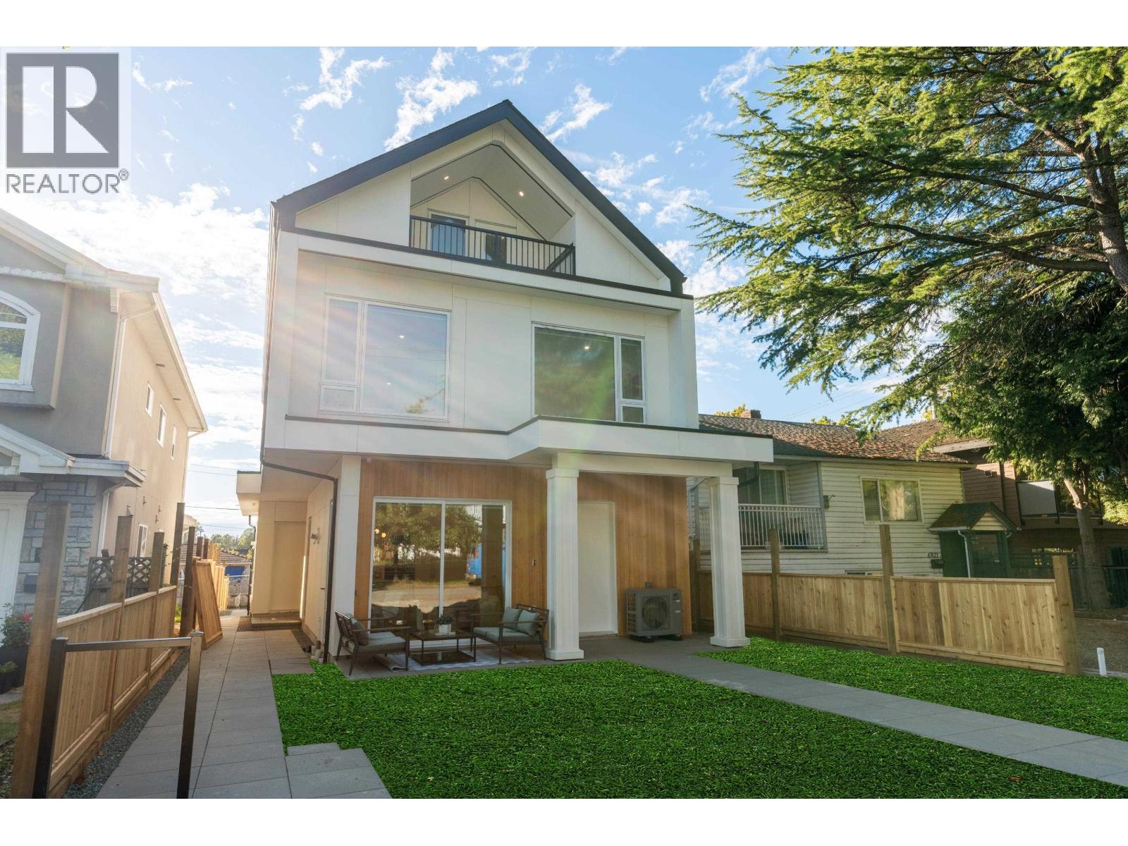 6933 Prince Edward Street Unit 1, Vancouver, BC V5X 3P2