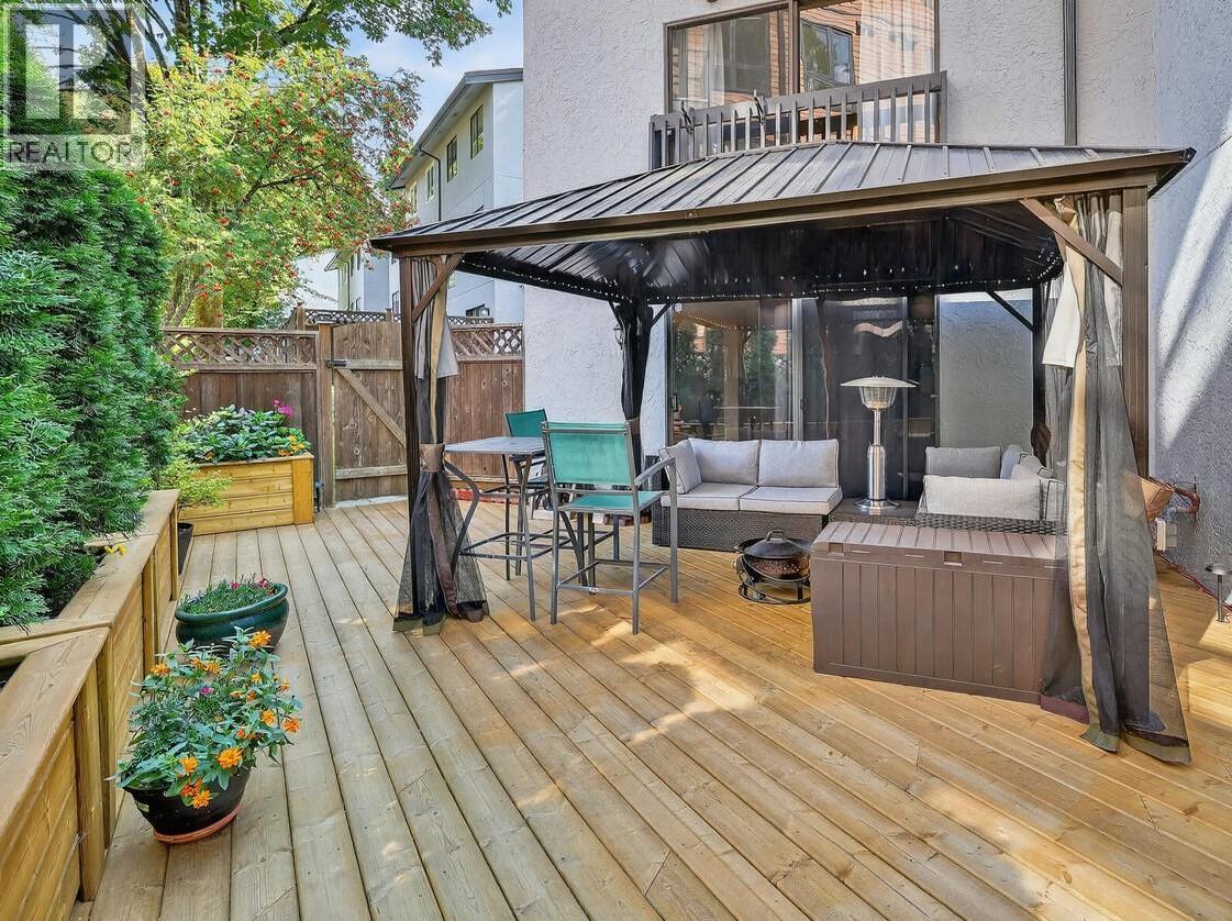 162 James Rd, Port Moody, BC V3H 2S4