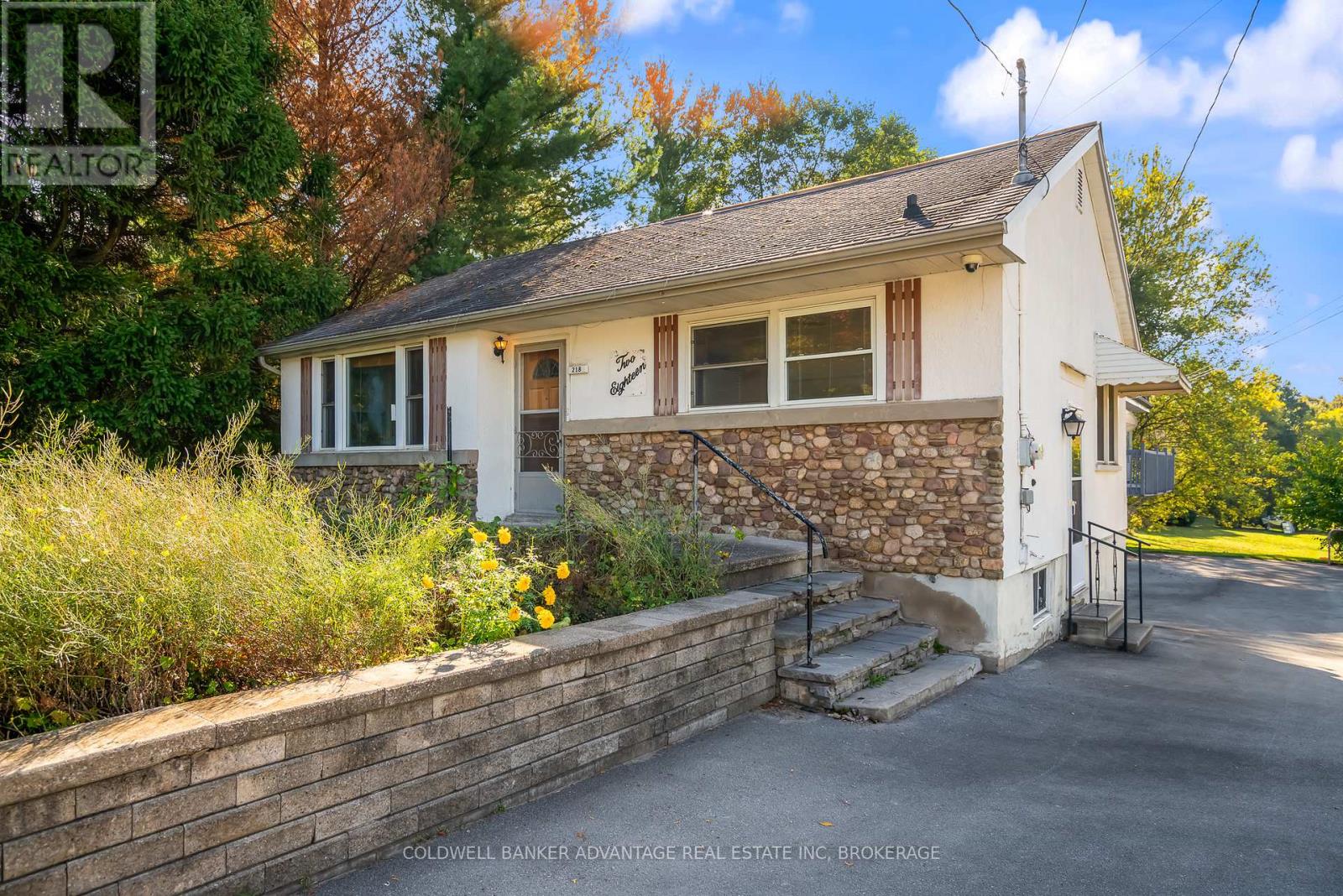 218 Canboro Rd, Pelham, ON L0S 1E5