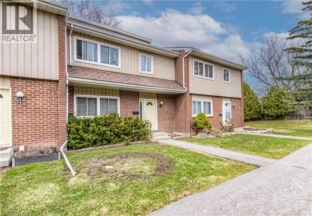 121 University Avenue E Unit 9, Waterloo, ON N2J 4J1