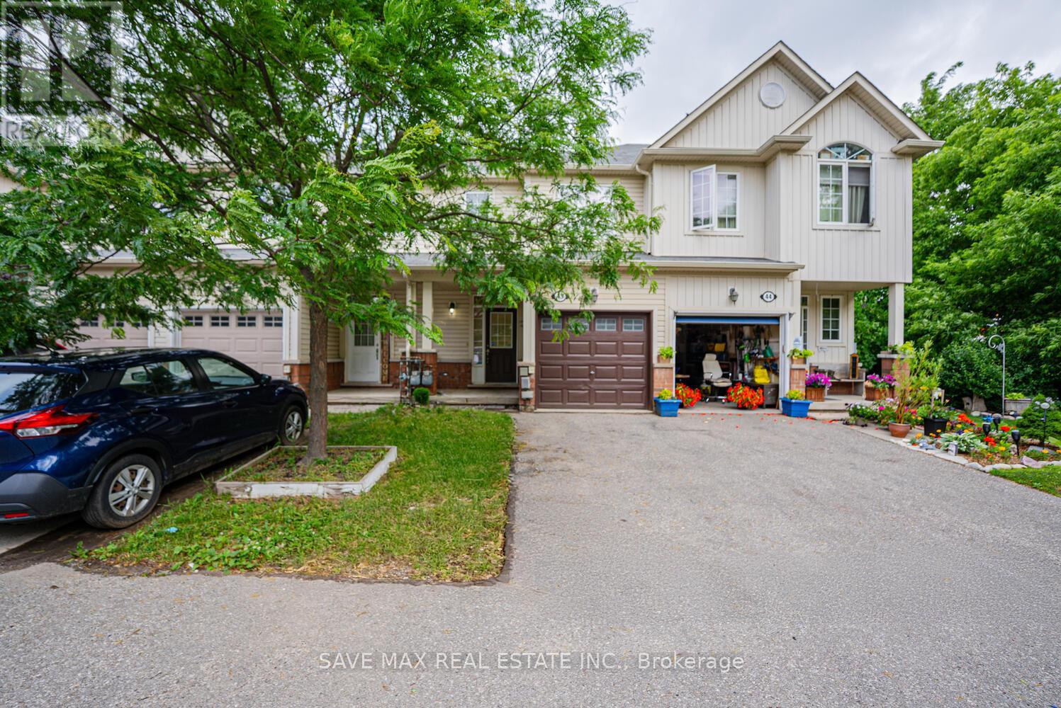 43 21 Diana Ave, Brantford, ON N3T 0G7