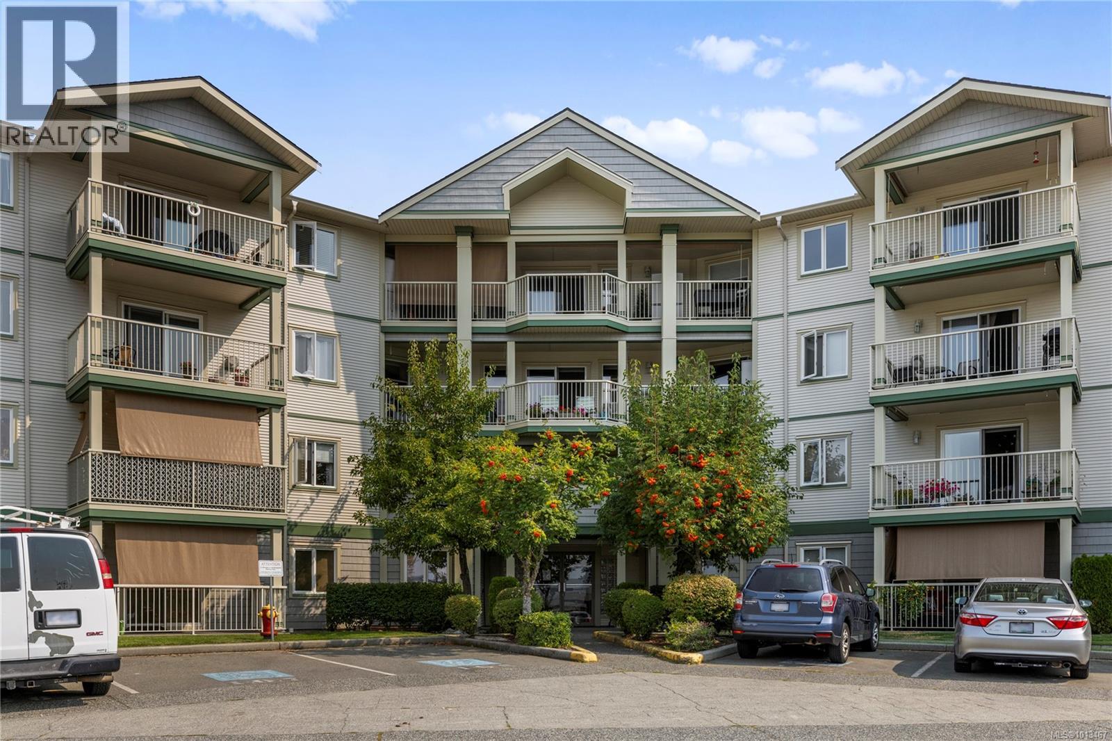 4971 Songbird Pl Unit 204 Pl, Nanaimo, BC V9T 6L1