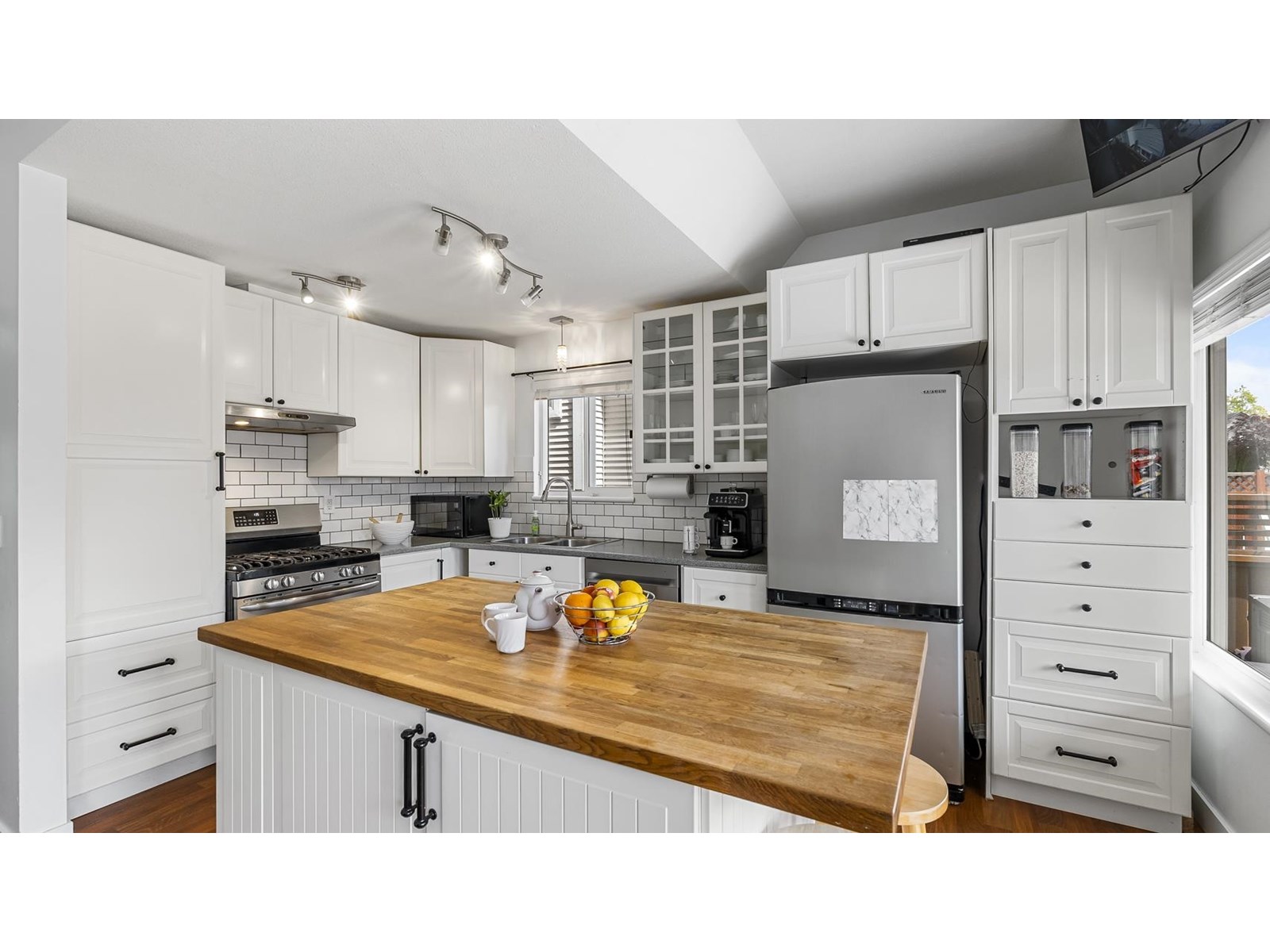 66 Avenue Unit 18452, Surrey, BC V3S 8V6