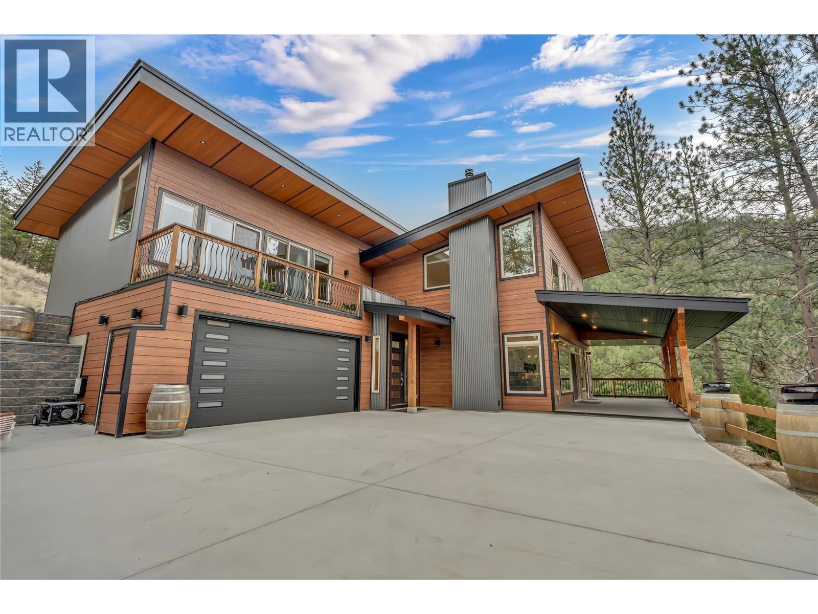 109 Fairway Dr, Kaleden, BC V0H 1K0