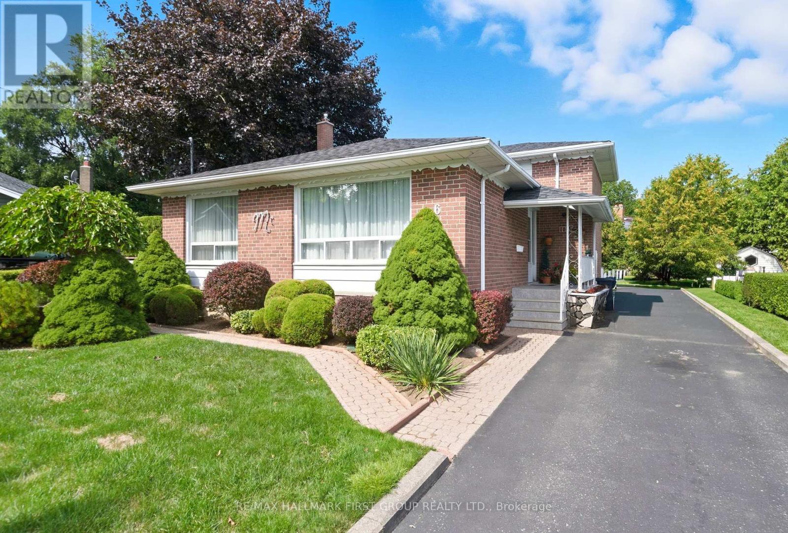 6 Windover Dr, Toronto, ON M1G 1P2